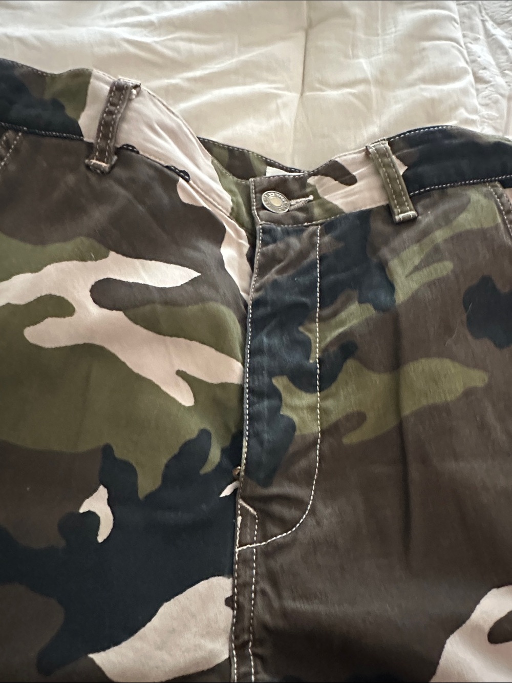 Nili Lotan Green & Brown Camo Pant Emerson style name barrel leg - Picture 5 of 5